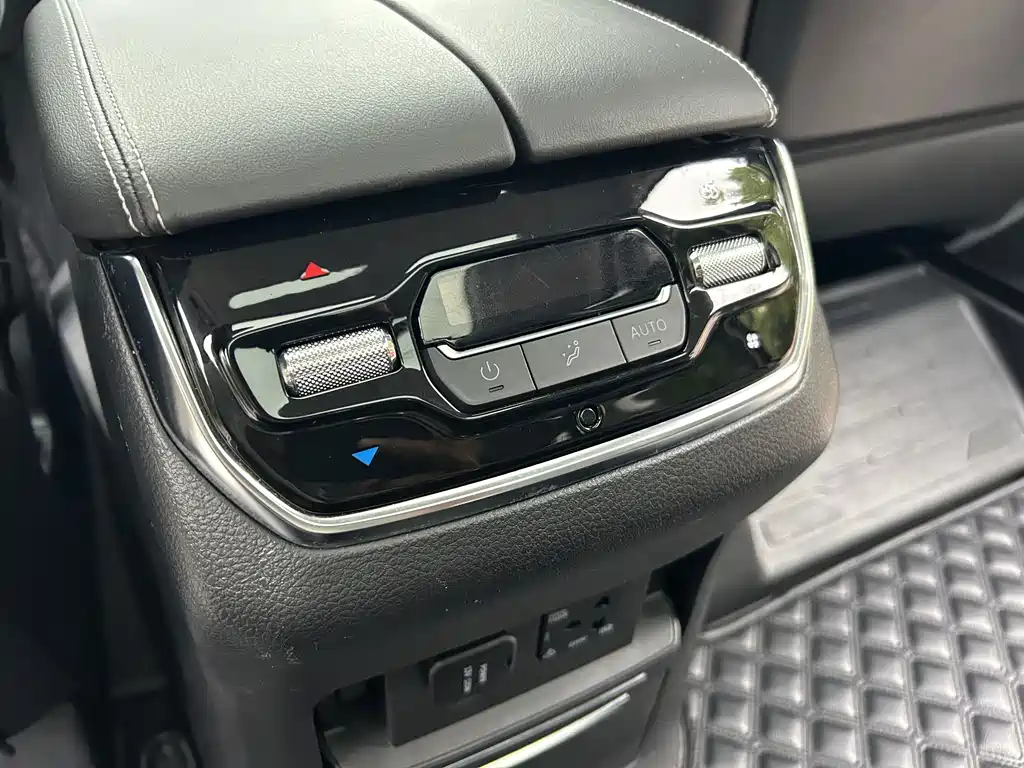 MAXUS G20 — миниатюра 10