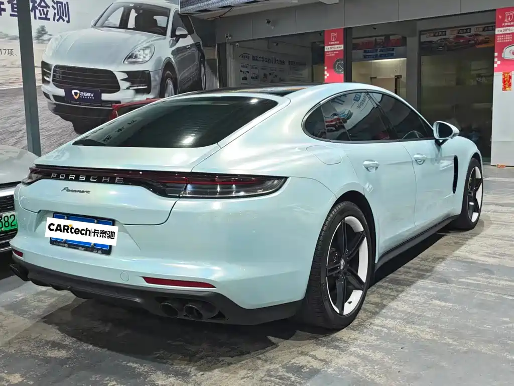 Porsche Panamera — миниатюра 2