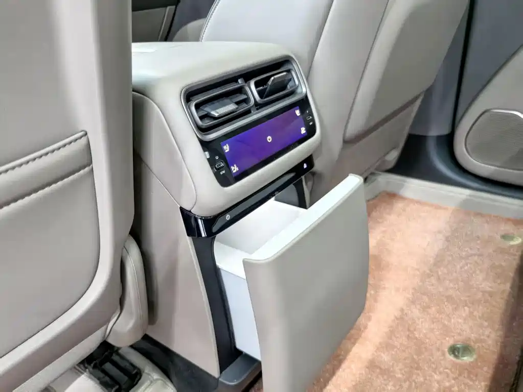 Li Auto Li i6 — миниатюра 6