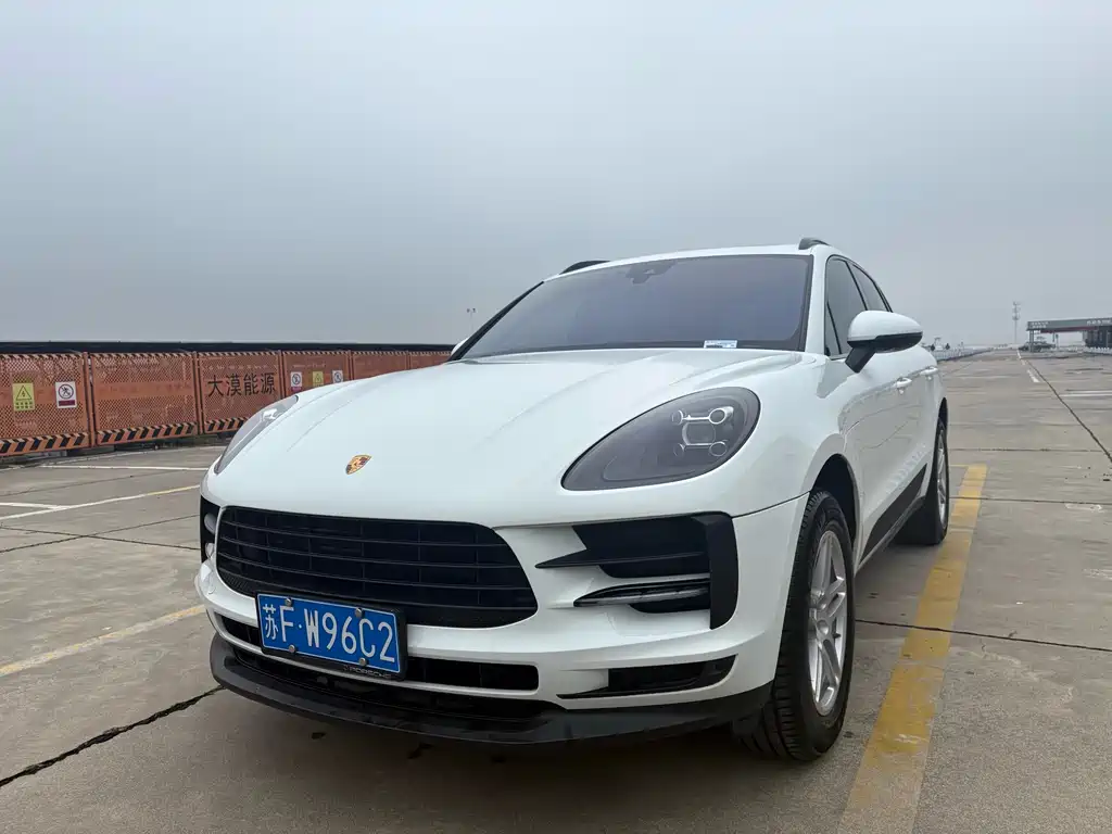Porsche Macan 2020