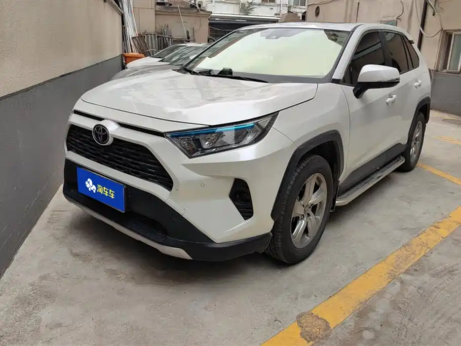 Toyota RAV4 2023