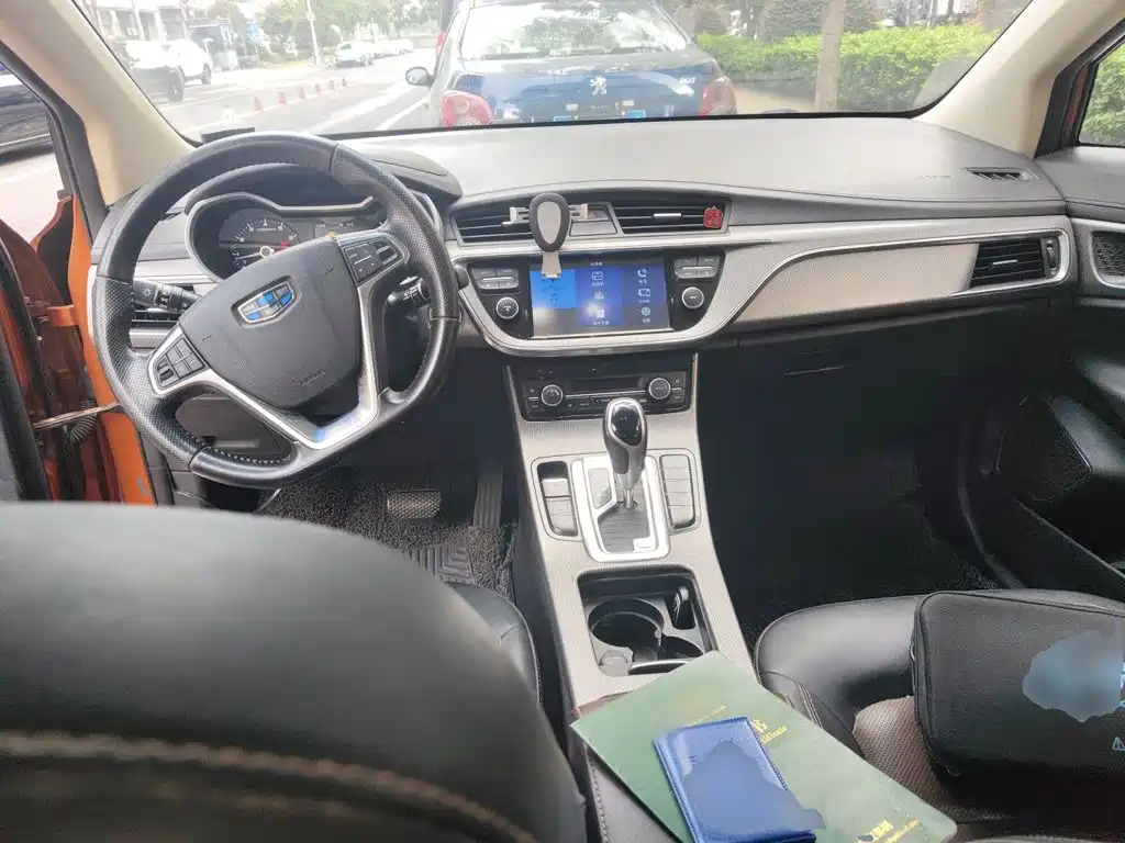 Geely Emgrand GS — миниатюра 10