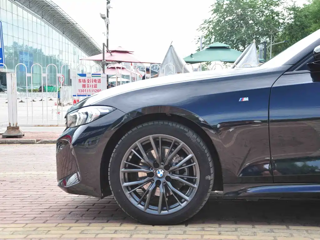 BMW 3 Series — миниатюра 16