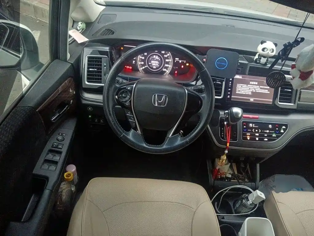 Honda Elysion — миниатюра 11