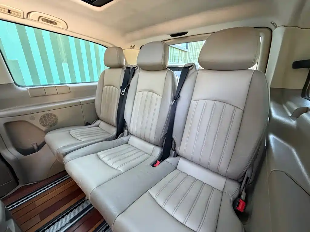 Mercedes-Benz Viano — миниатюра 9