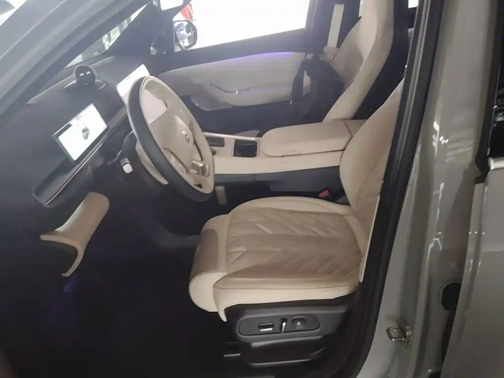 NIO EC6 — миниатюра 15
