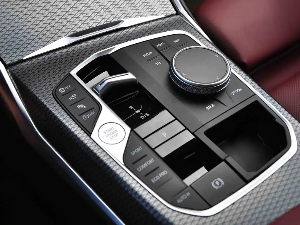 BMW 3 Series — миниатюра 11