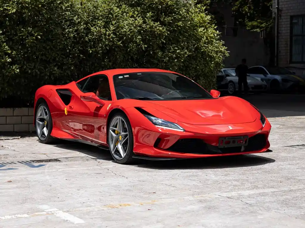Ferrari F8 — миниатюра 3