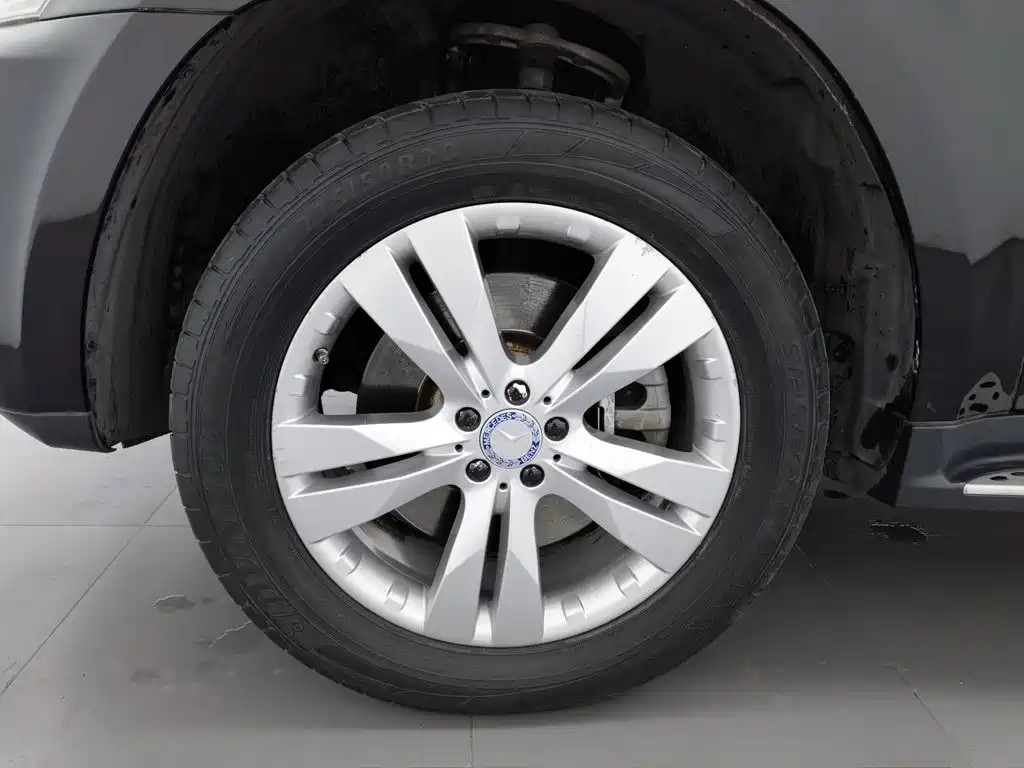 Mercedes-Benz GL-Class — миниатюра 17