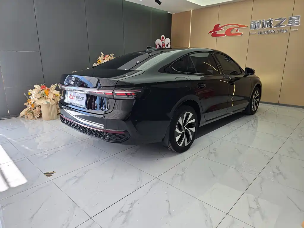 Volkswagen Passat — миниатюра 6