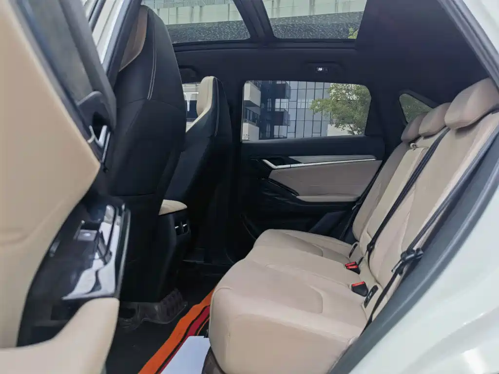 JAC JAC QX PHEV — миниатюра 14