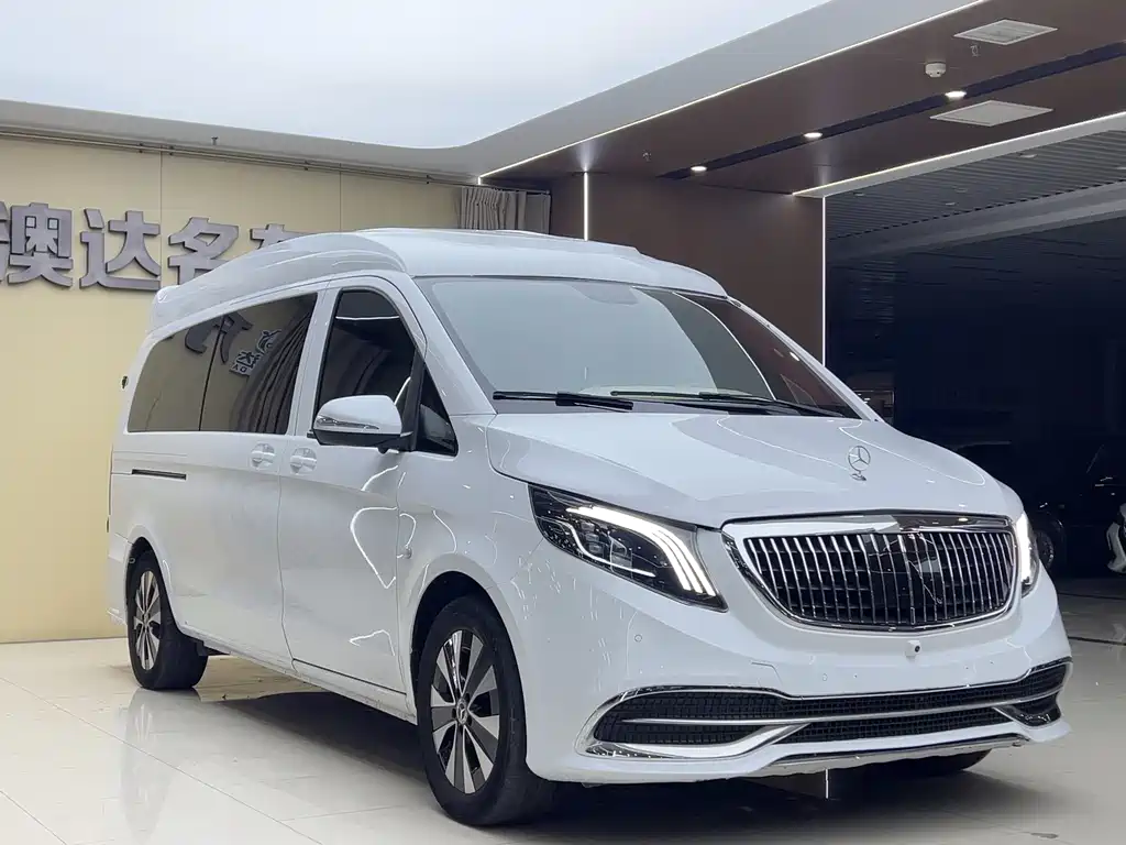 Mercedes-Benz Vito 2023 2.0T