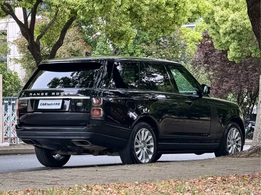 Land Rover Range Rover — миниатюра 6
