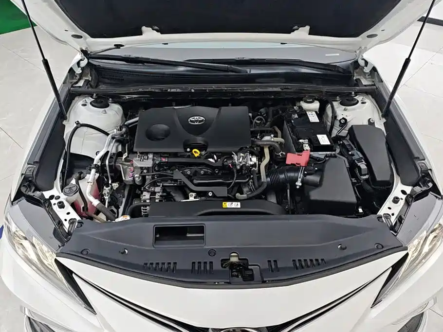 Toyota Camry — миниатюра 10