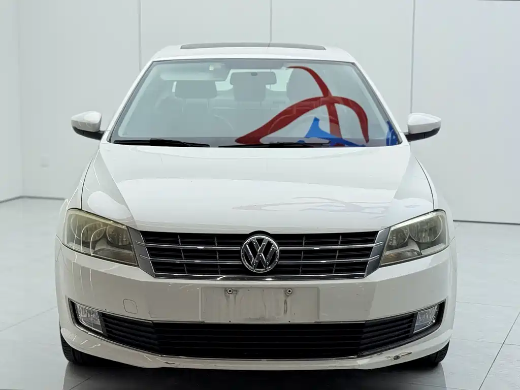 Volkswagen Lavida — миниатюра 3