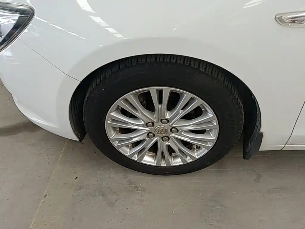 Buick Excelle — миниатюра 23