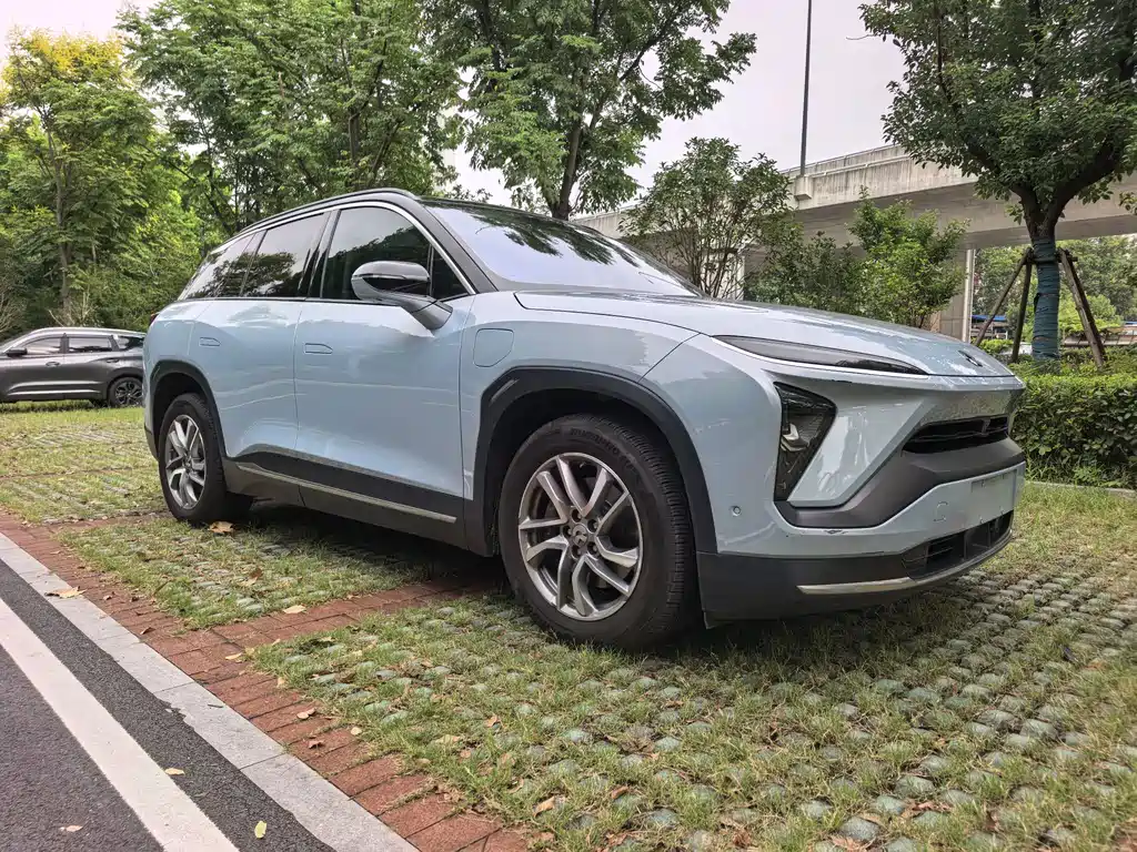 NIO ES6 — миниатюра 3