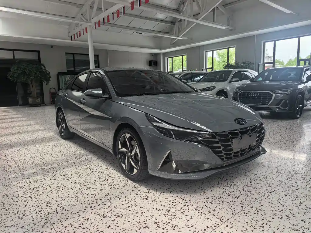 Hyundai Elantra — миниатюра 2
