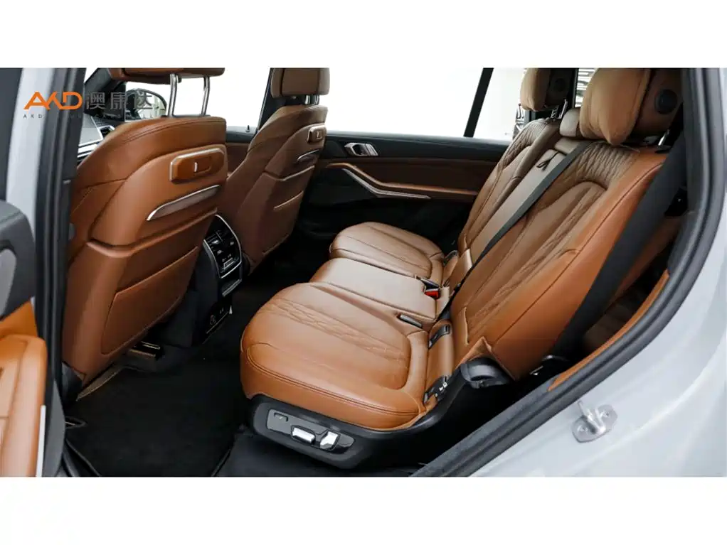 BMW X7 — миниатюра 7