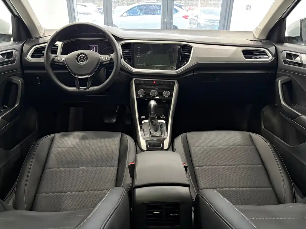 VOLKSWAGEN T ROC EXPLORING SONGS