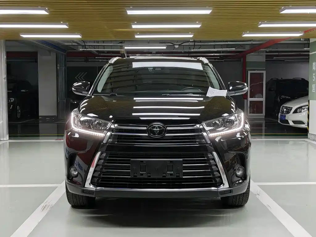 Toyota Highlander — миниатюра 2