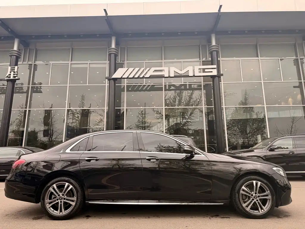 Mercedes-Benz E-Class E 2023 E 260 L Sport