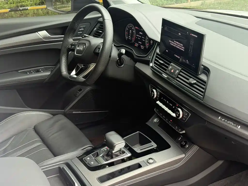 Audi Q5L — миниатюра 13