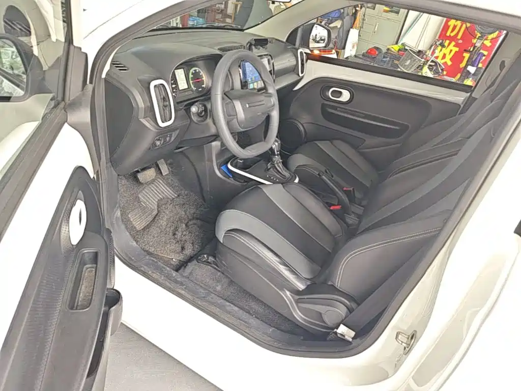 Roewe Clever — миниатюра 16