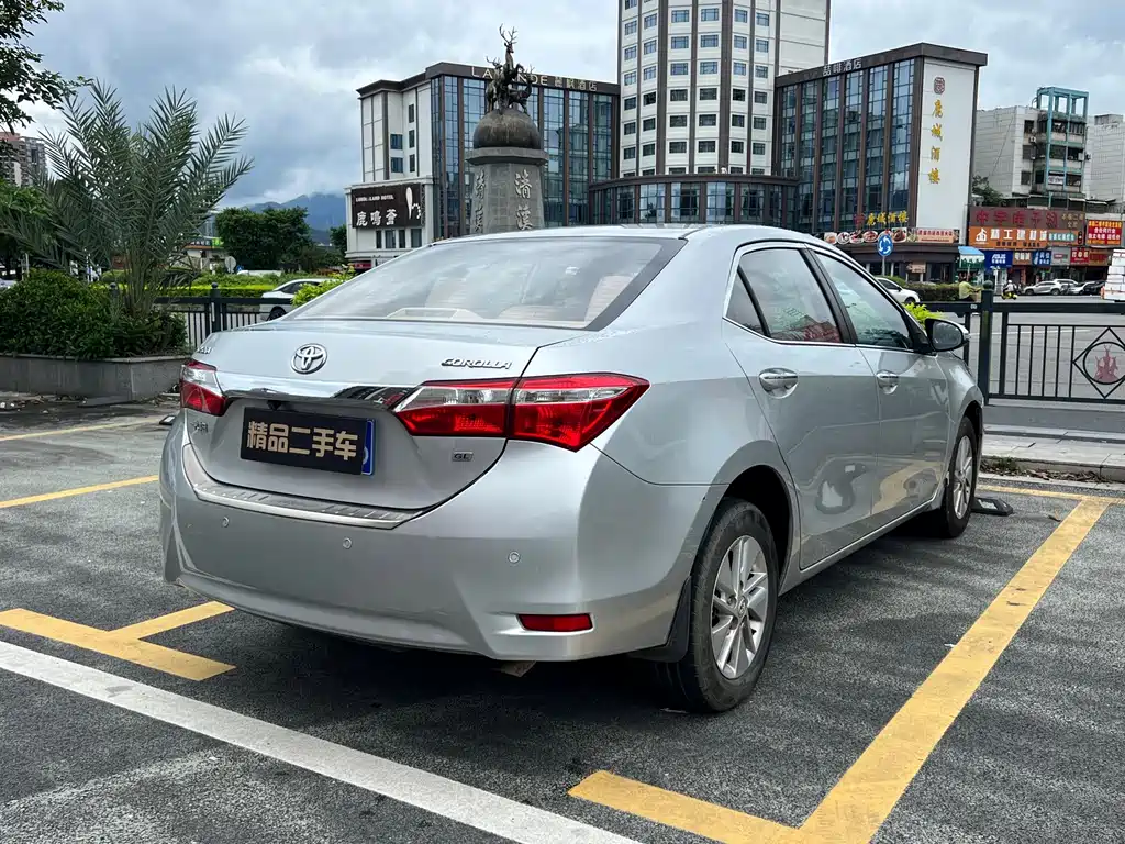 Toyota Corolla — миниатюра 7