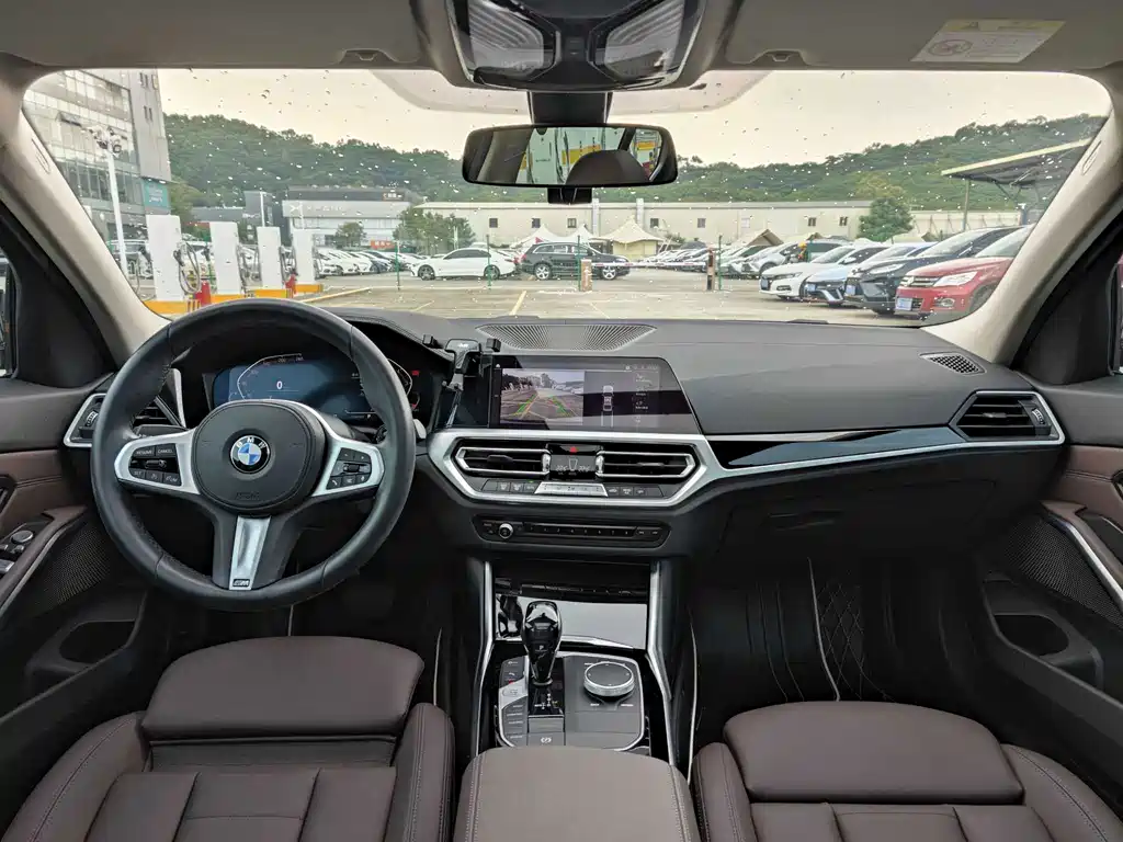 BMW 3 Series — миниатюра 10