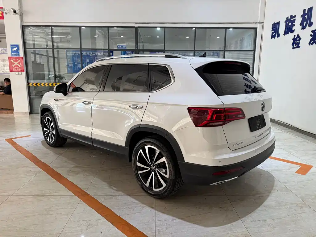 Volkswagen Tharu — миниатюра 6