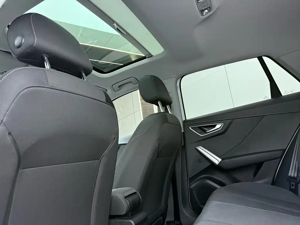 Audi Q2L — миниатюра 9