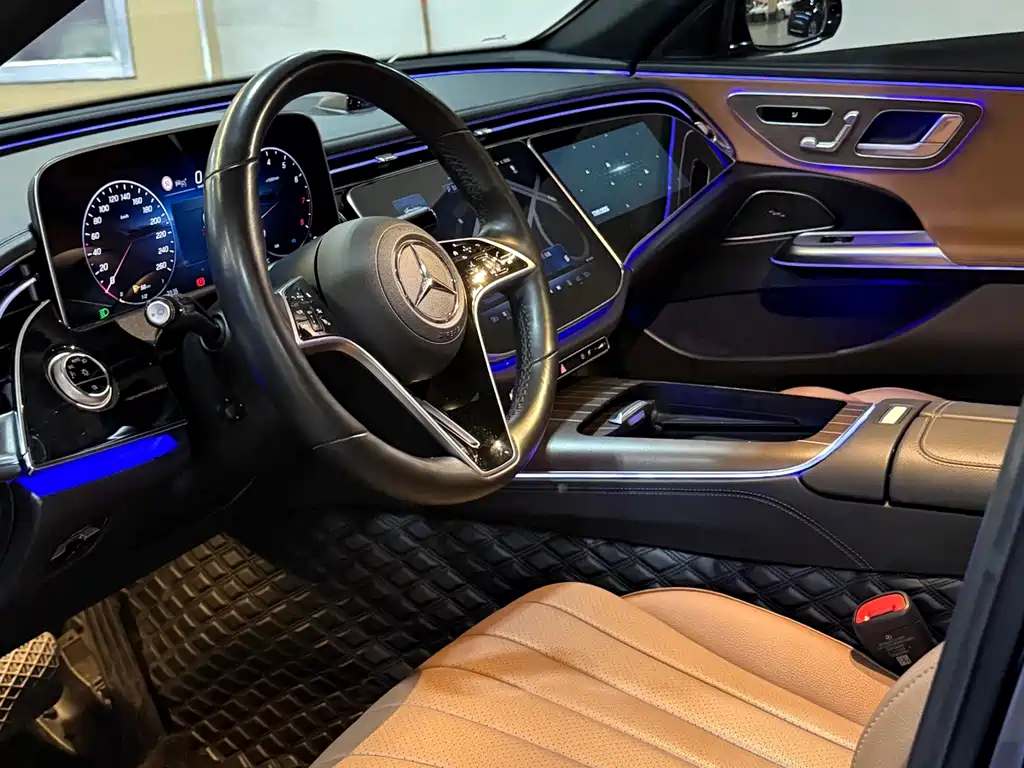 Mercedes-Benz E-Class — миниатюра 6