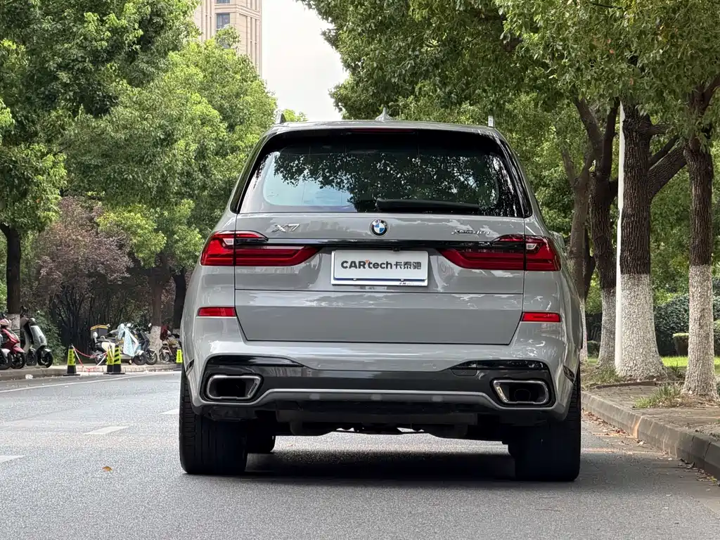 BMW X7 — миниатюра 4
