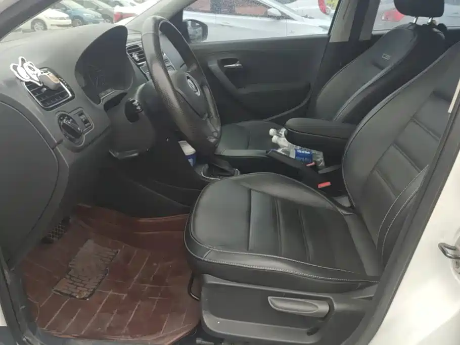 Volkswagen Polo — миниатюра 9