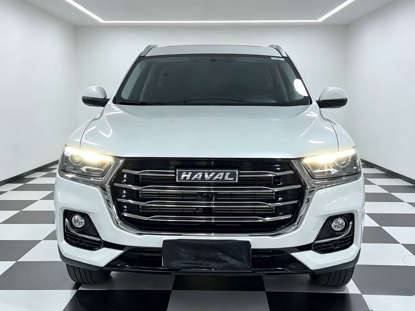 Haval Haval H6 1.5 л 2023 г. Белый, пробег 11000 км