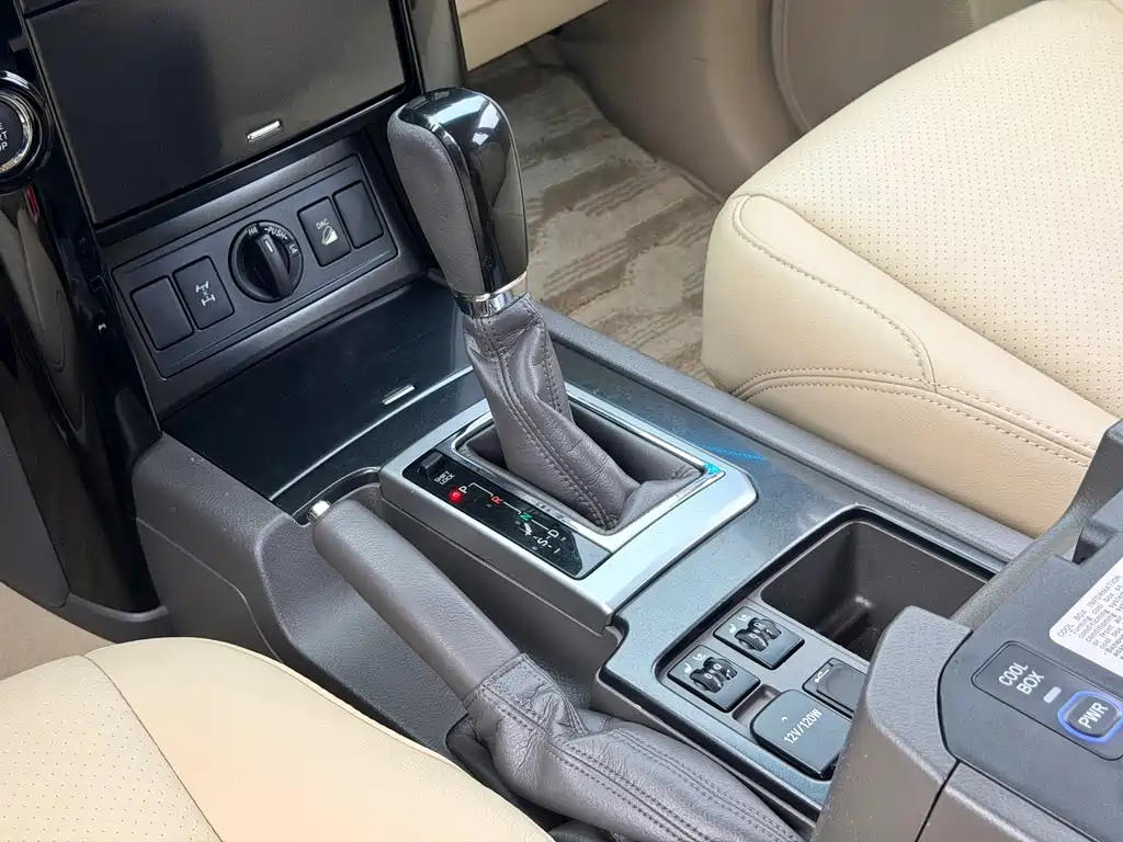 Toyota Prado (Import) — миниатюра 14
