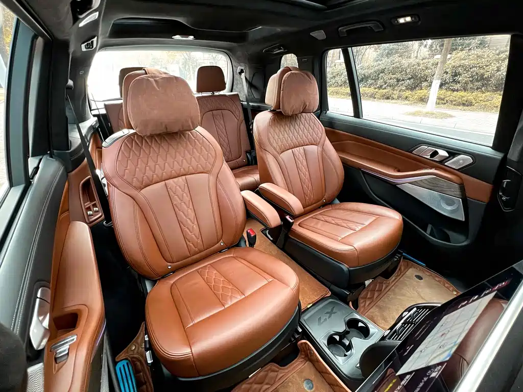 BMW X7 — миниатюра 13