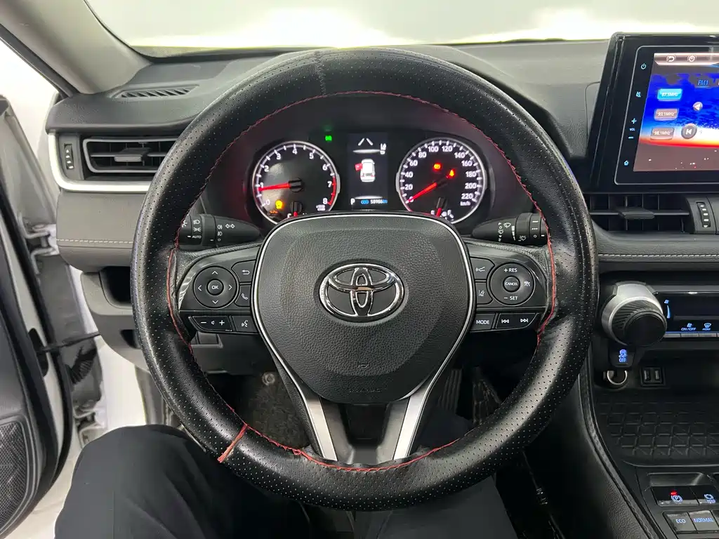 TOYOTA RAV4 RONGFANG