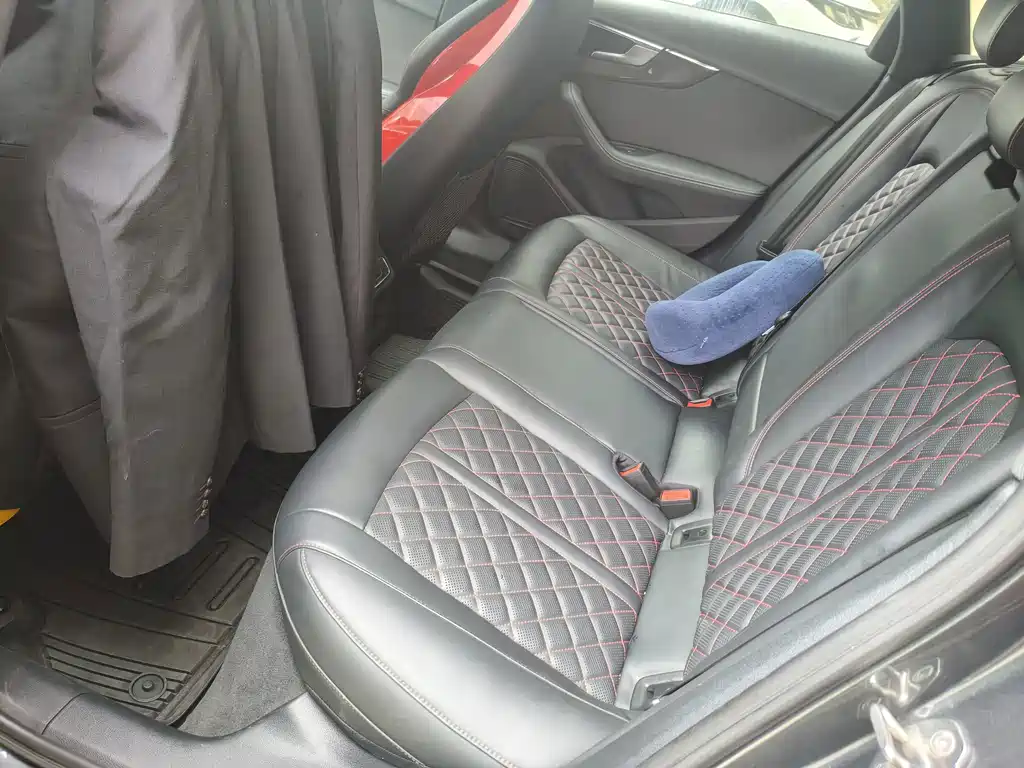 Audi S4 — миниатюра 4