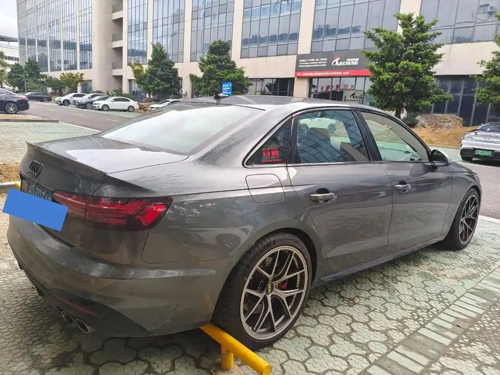 Audi S4 — миниатюра 6