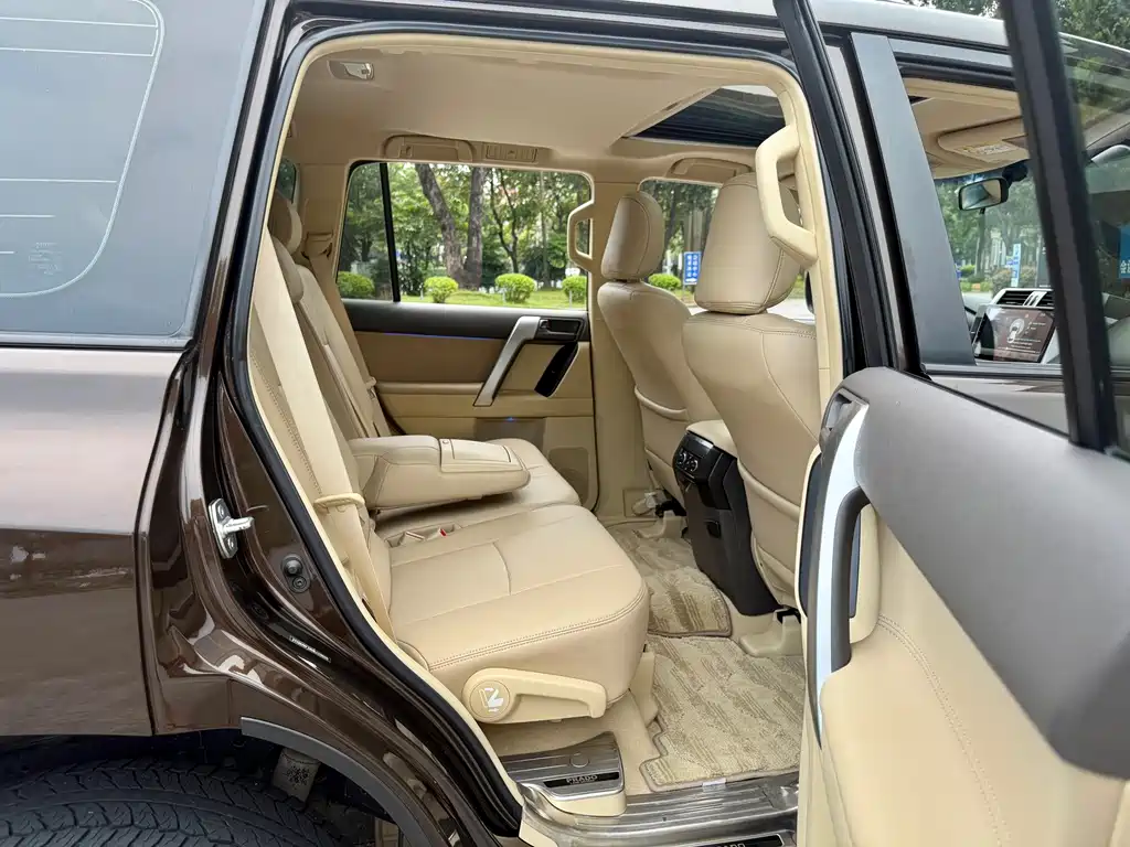 Toyota Prado (Import) — миниатюра 20
