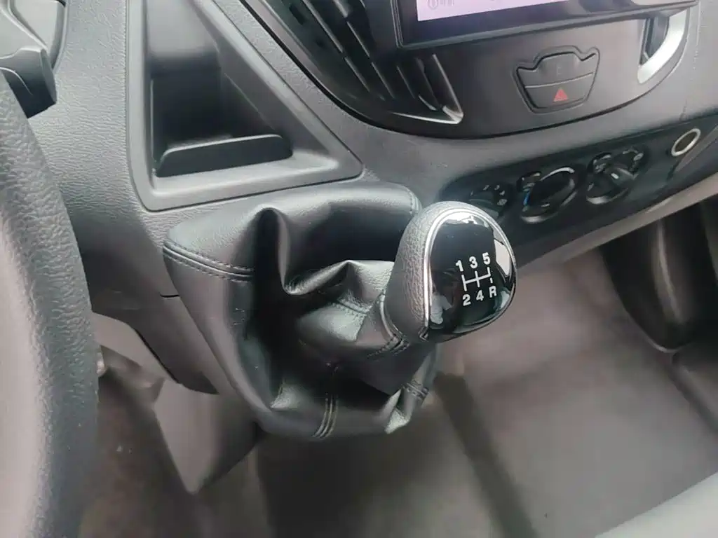 Hyundai Santa Fe Classic — миниатюра 14