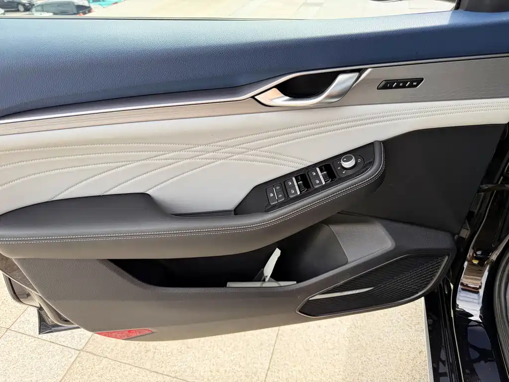 Geely Xingrui — миниатюра 19