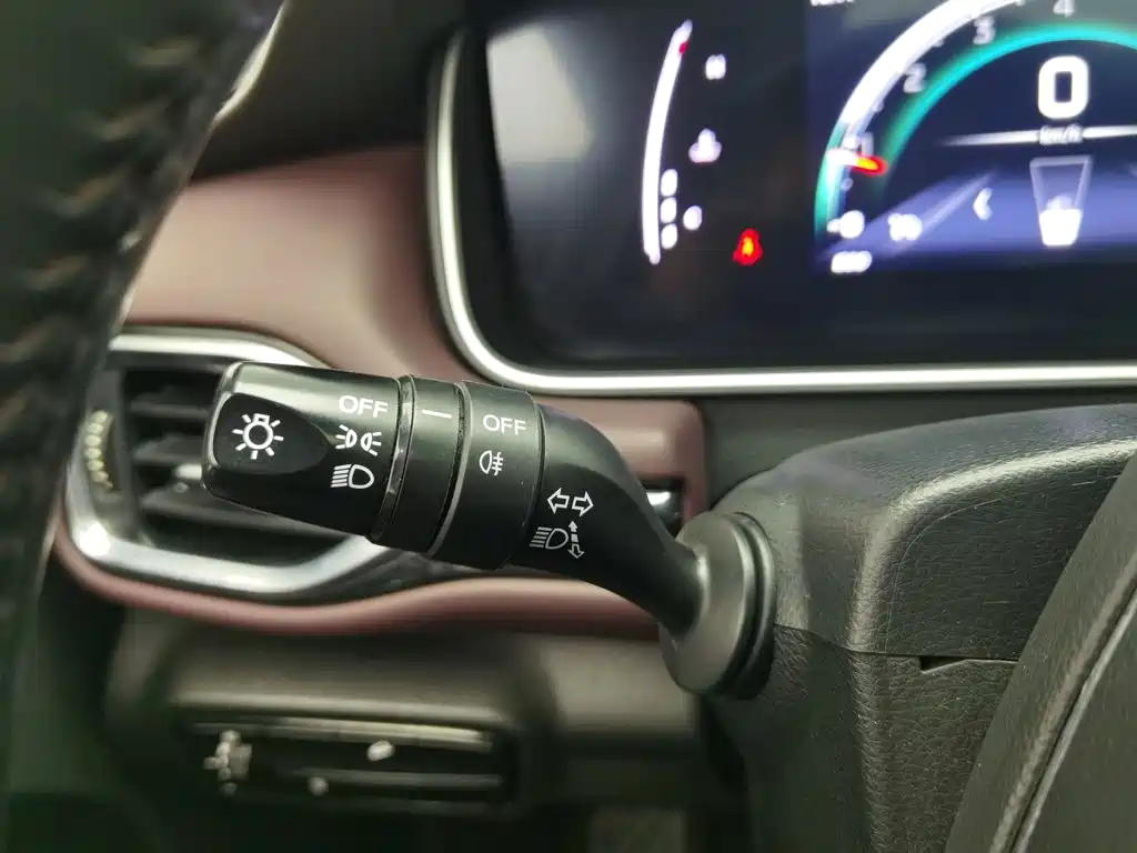 GAC Motor Trumpchi M6 — миниатюра 21