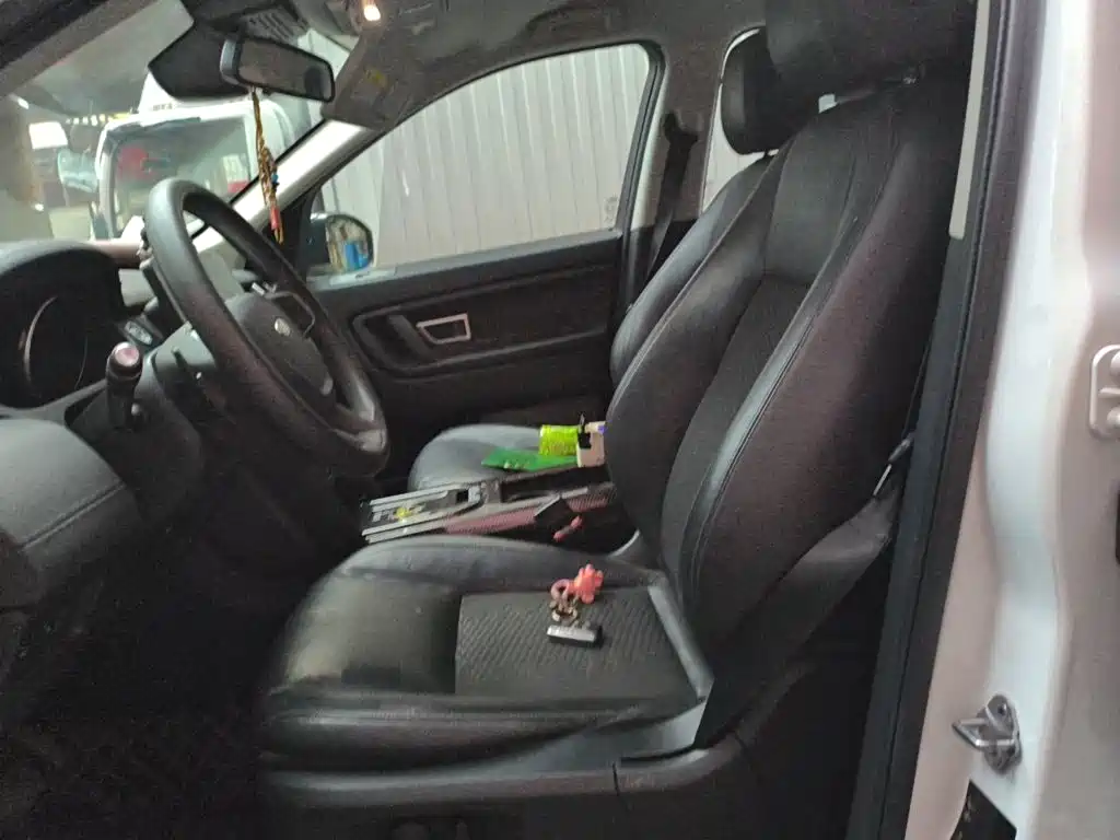Land Rover Discovery Sport — миниатюра 16