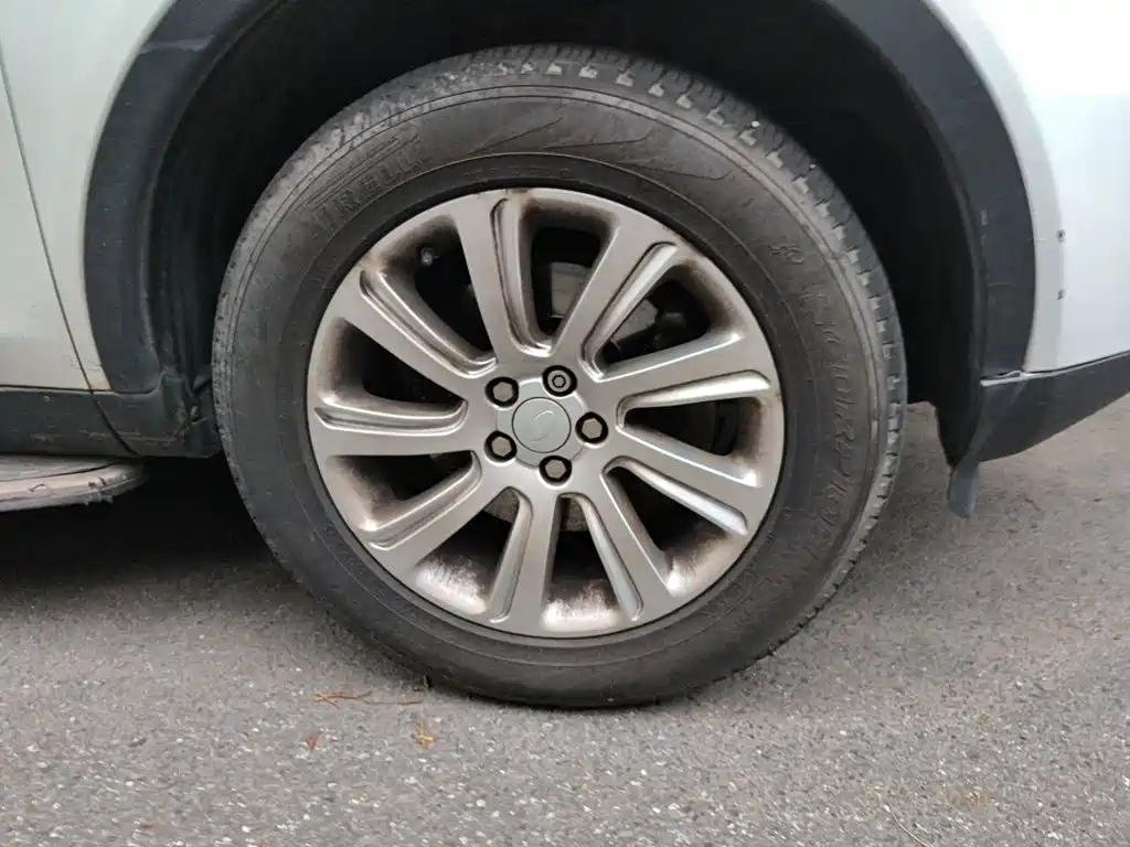 Land Rover Discovery Sport — миниатюра 8