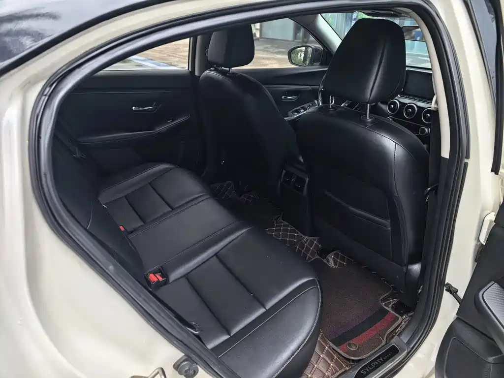 Nissan Sylphy — миниатюра 7
