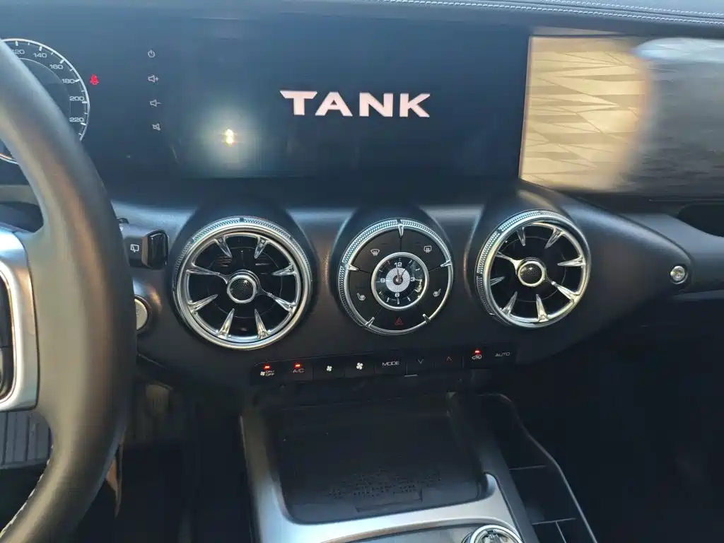 Tank Tank 300 — миниатюра 9