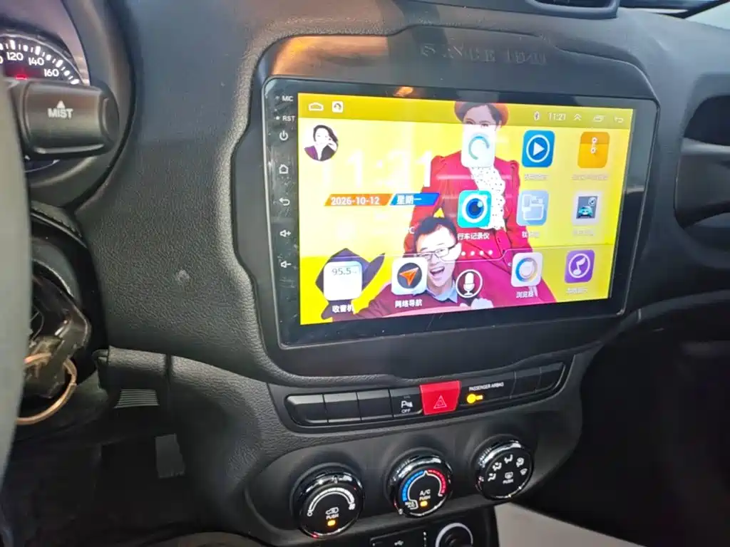 Jeep Renegade — миниатюра 13